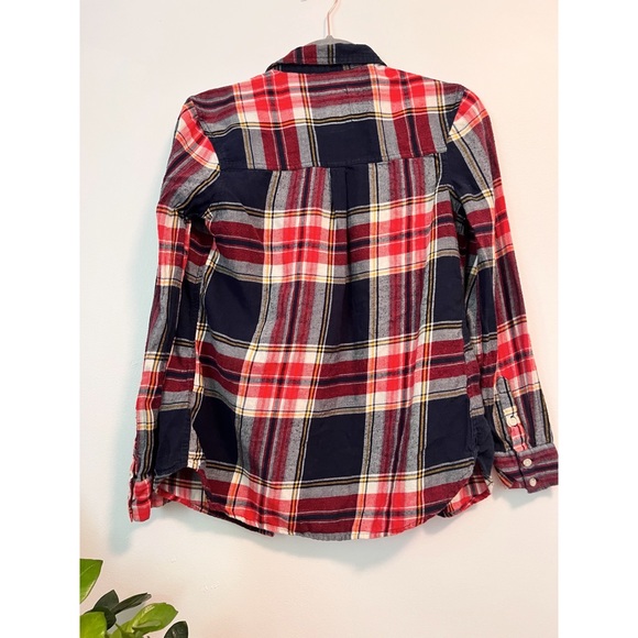 Soft flannel shirt-fits small - Picture 3 of 3